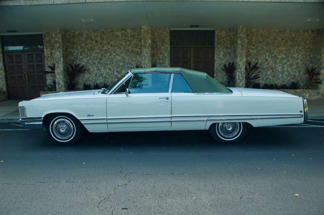 1968 Chrysler Imperial 3rd Gen - Image 5 of 31