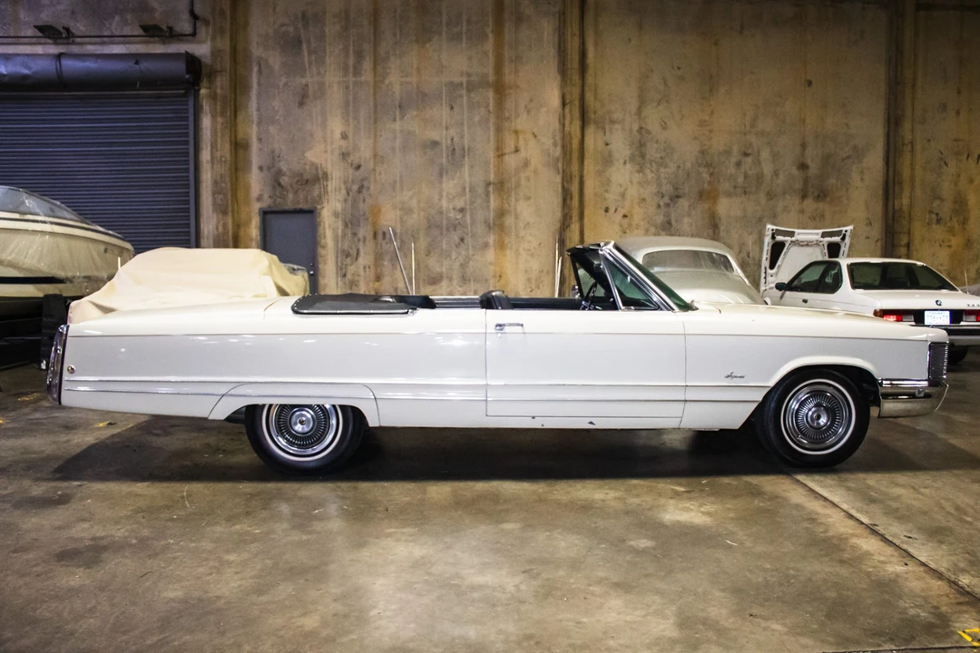 1968 Chrysler Imperial 3rd Gen - Image 5 of 31