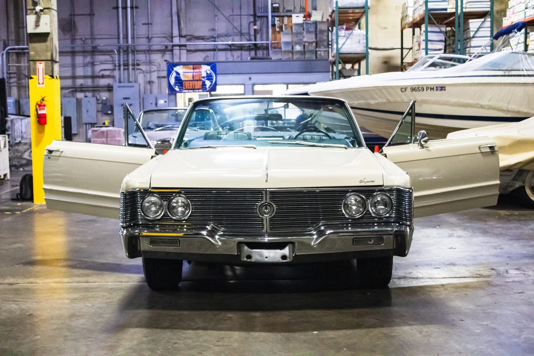1968 Chrysler Imperial 3rd Gen - Image 12 of 31