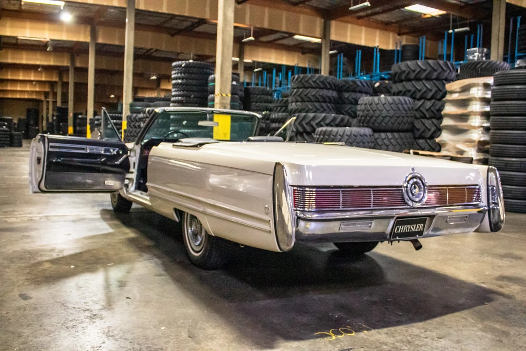 1968 Chrysler Imperial 3rd Gen - Image 16 of 31