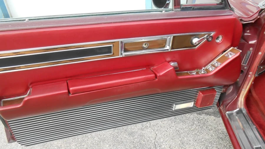 1968 Imperial Crown - Image 5 of 17