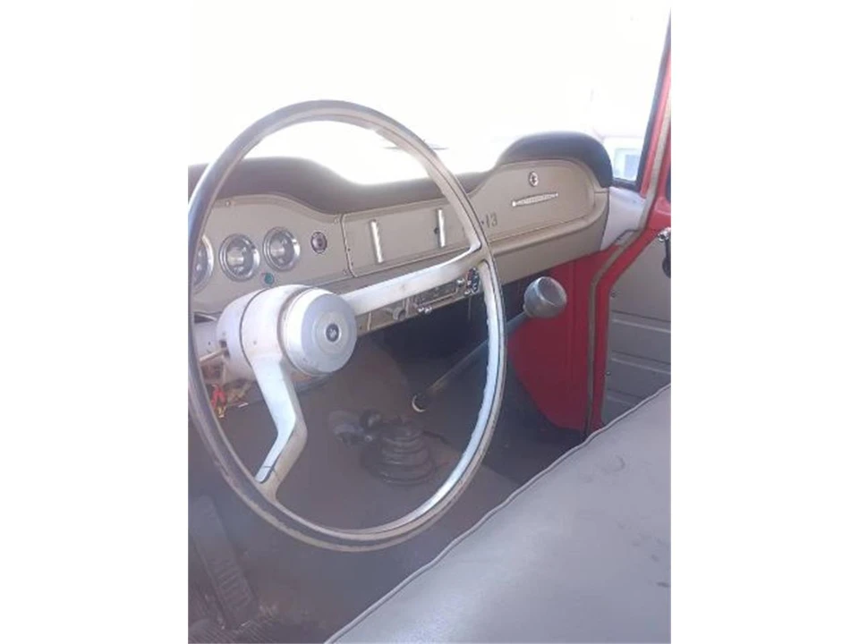 1968 International - Image 6 of 8
