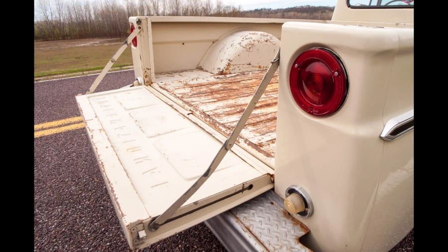 1968 International Harvester Pickup - Image 10 of 16