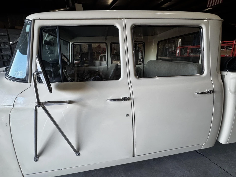 1968 International Harvester Pickup - Image 23 of 31