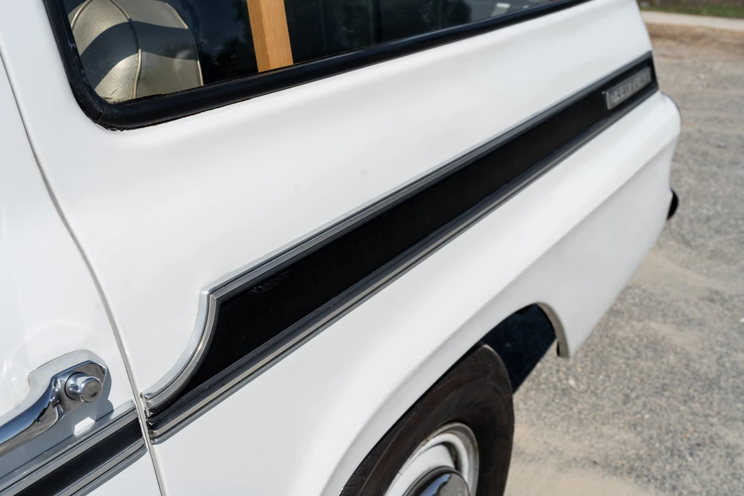 1968 International Harvester Travelall - Image 18 of 31