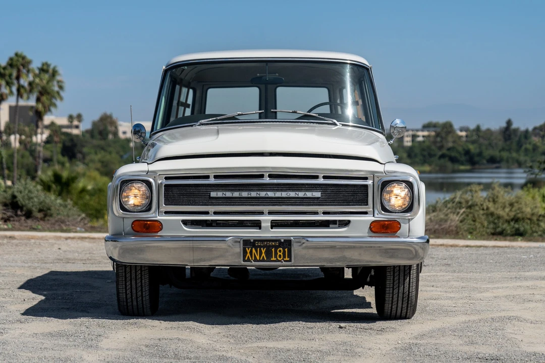 1968 International Harvester Travelall - Image 8 of 31