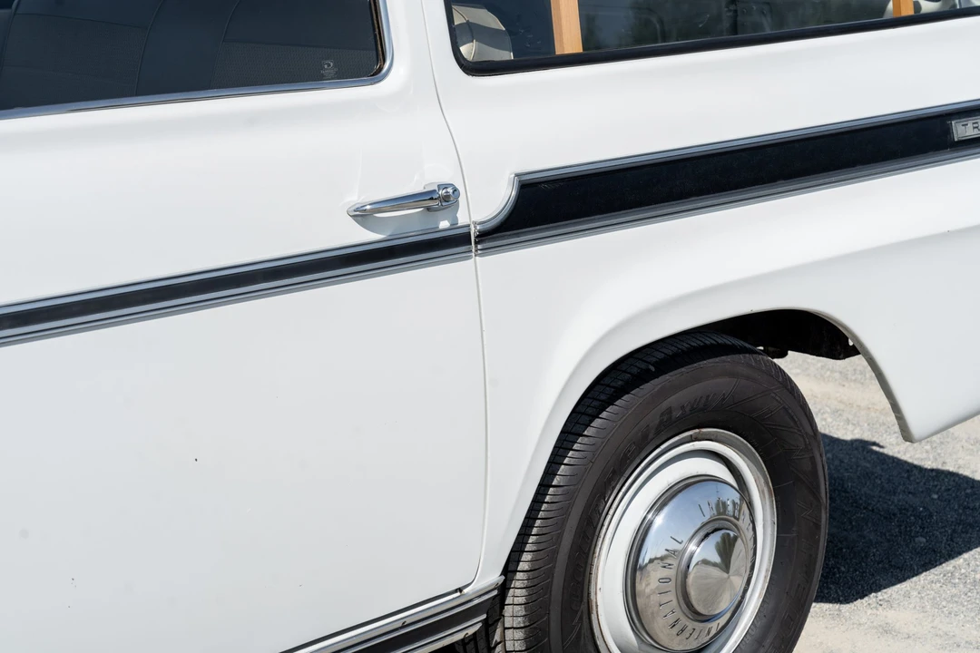 1968 International Harvester Travelall - Image 17 of 31