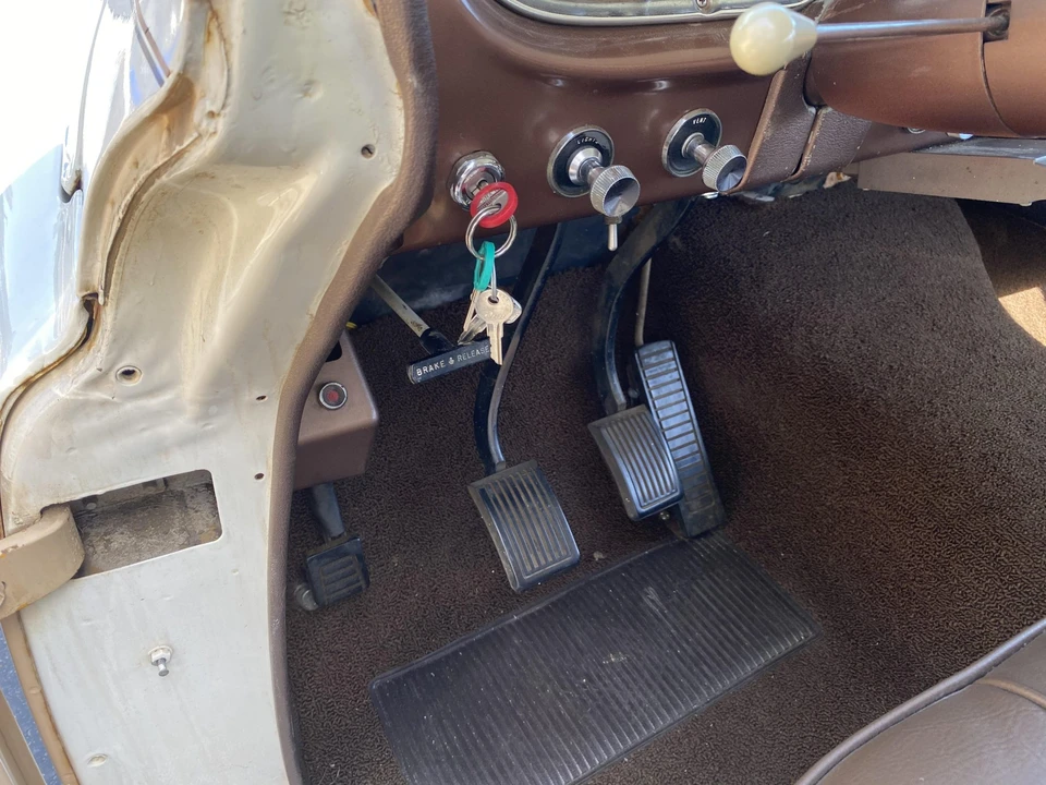 1968 International Harvester Travelall - Image 18 of 31