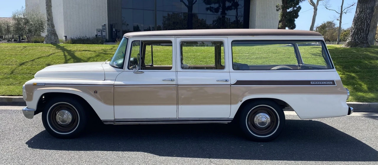 1968 International Harvester Travelall - Image 7 of 31