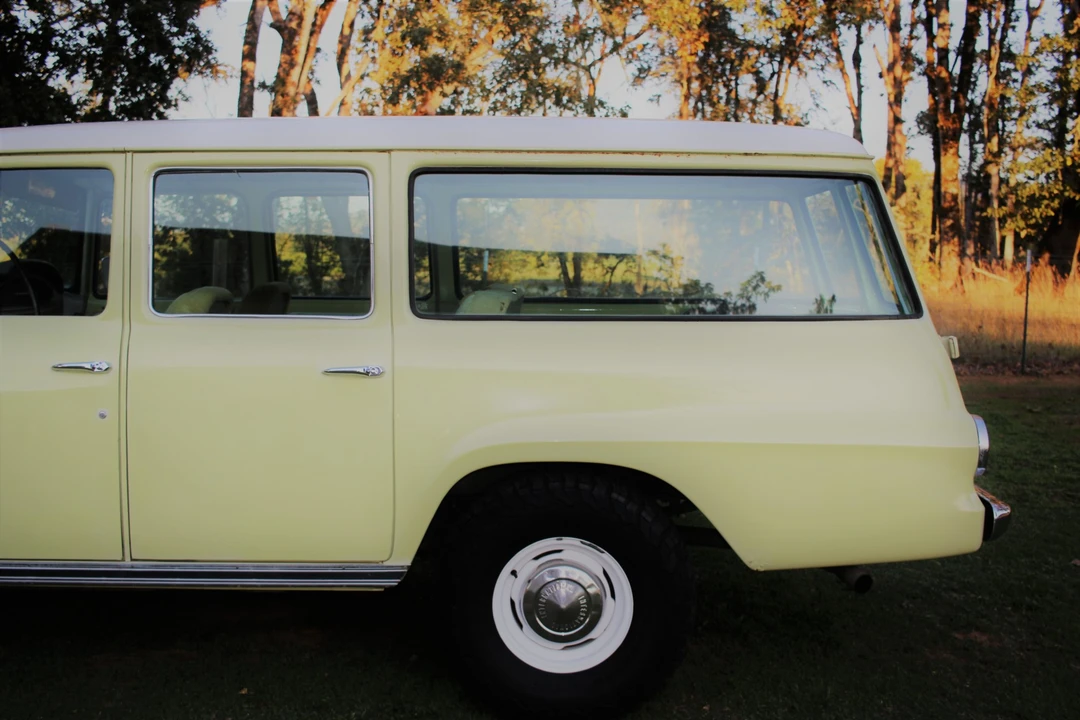 1968 International Harvester Travelall - Image 23 of 31