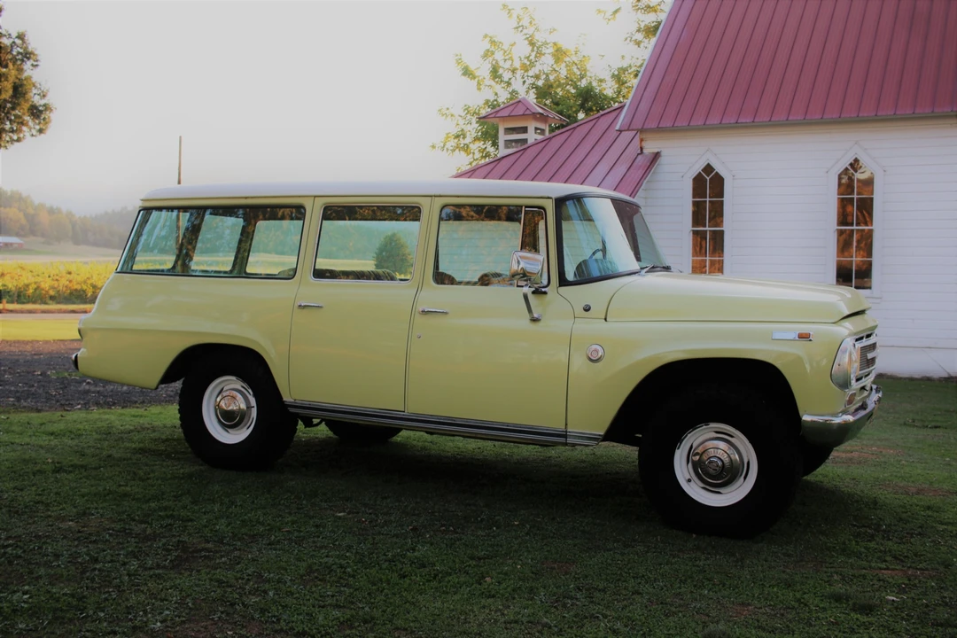 1968 International Harvester Travelall - Image 6 of 31