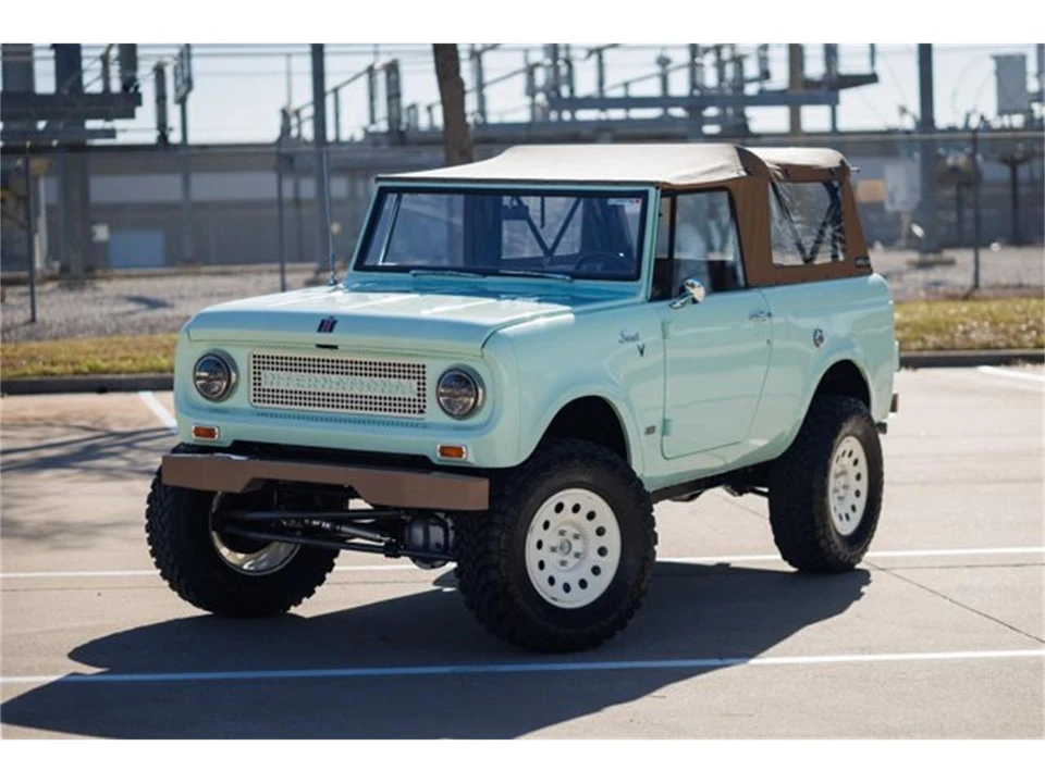 1968 International - Image 2 of 31