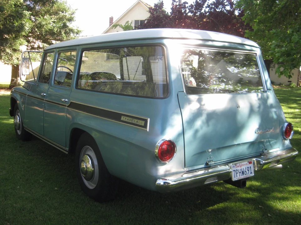 1968 International Harvester Travelall - Image 5 of 31