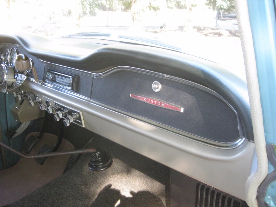 1968 International Harvester Travelall - Image 19 of 31