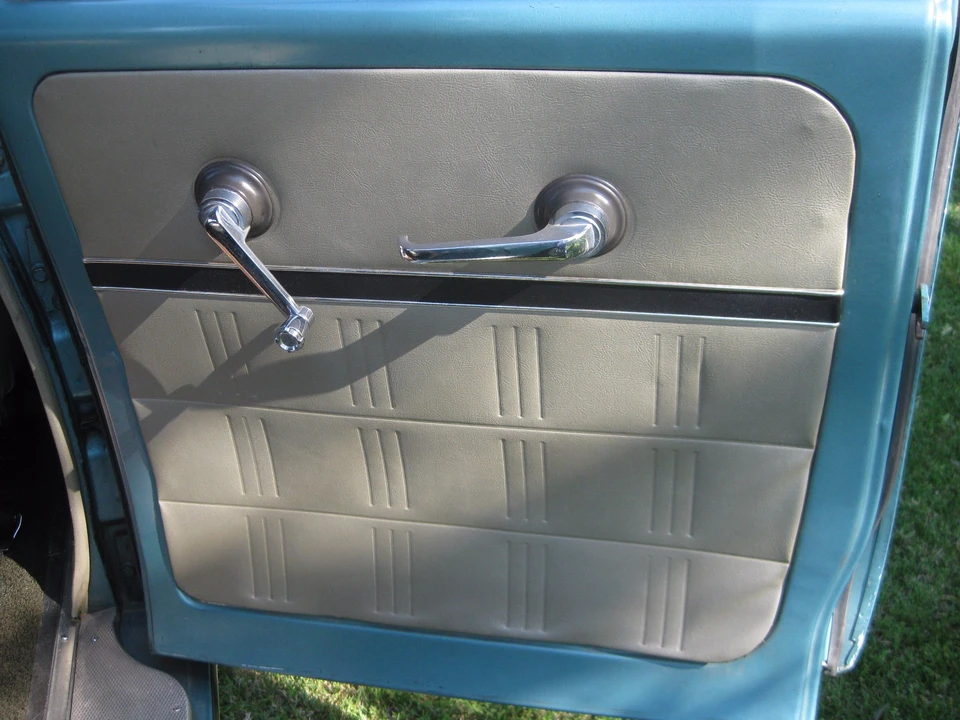 1968 International Harvester Travelall - Image 30 of 31