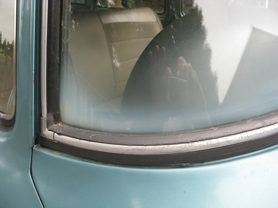 1968 International Harvester Travelall - Image 13 of 31
