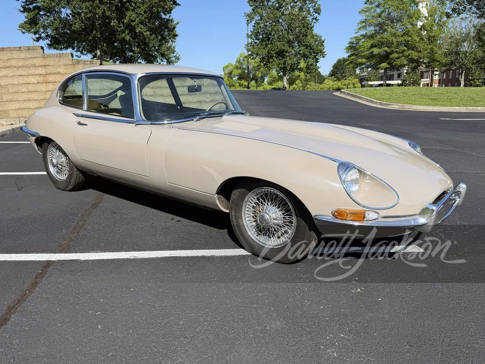 1968 Jaguar E-Type - Image 1 of 16