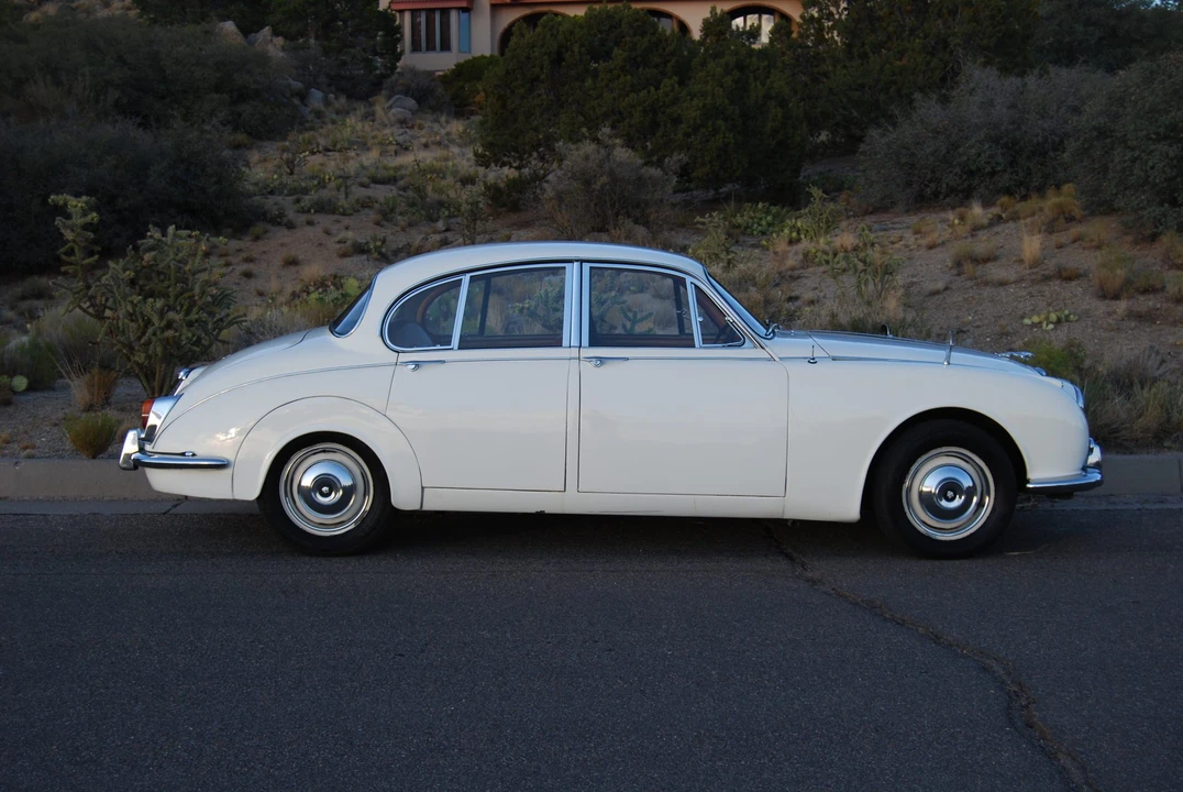 1968 Jaguar Mark II - Image 11 of 31