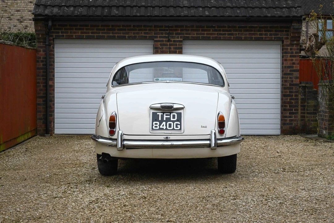 1968 Jaguar Mark II - Image 14 of 30