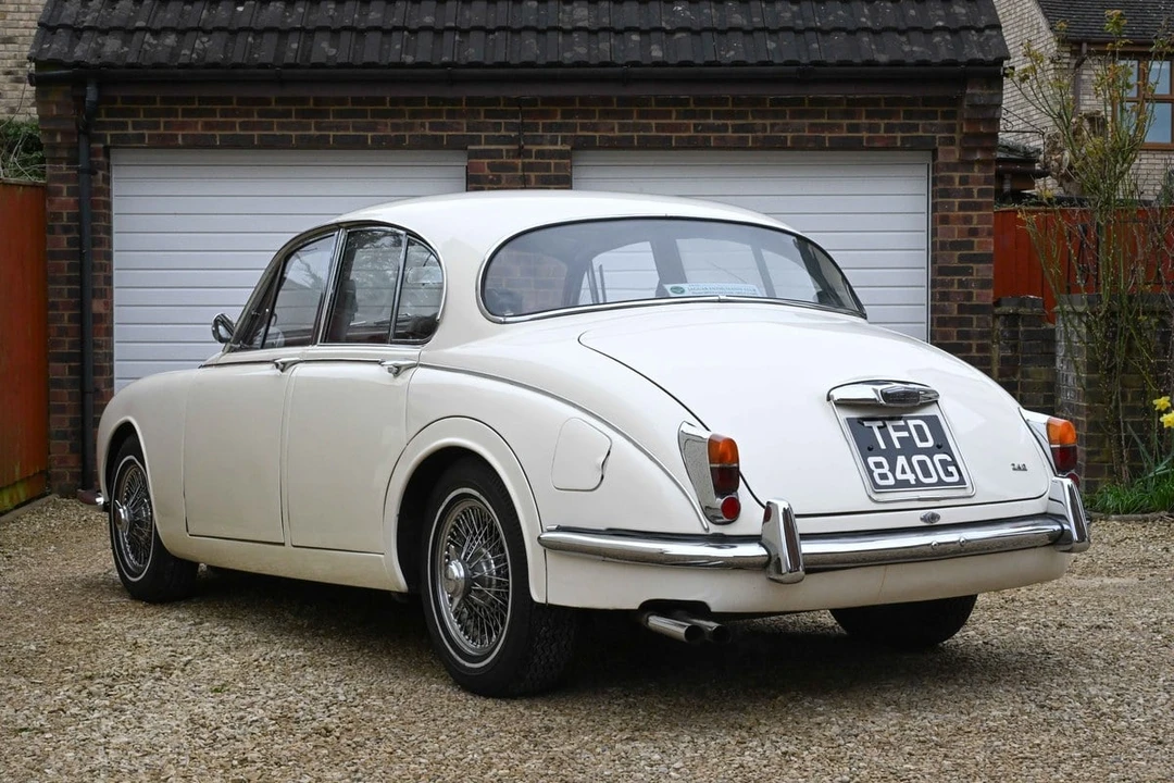 1968 Jaguar Mark II - Image 7 of 30