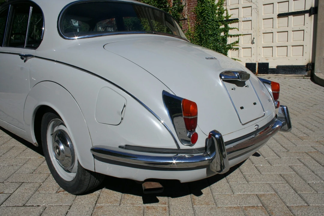 1968 Jaguar Mark II - Image 15 of 31