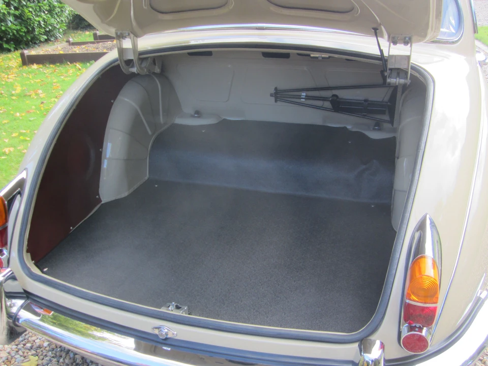 1968 Jaguar Mark II - Image 10 of 20
