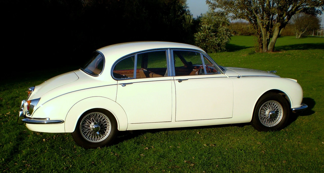 1968 Jaguar Mark II - Image 5 of 6