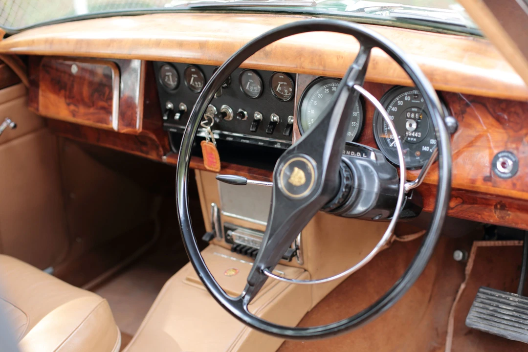 1968 Jaguar Mark II - Image 5 of 5
