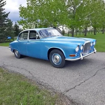 1968 Jaguar 420