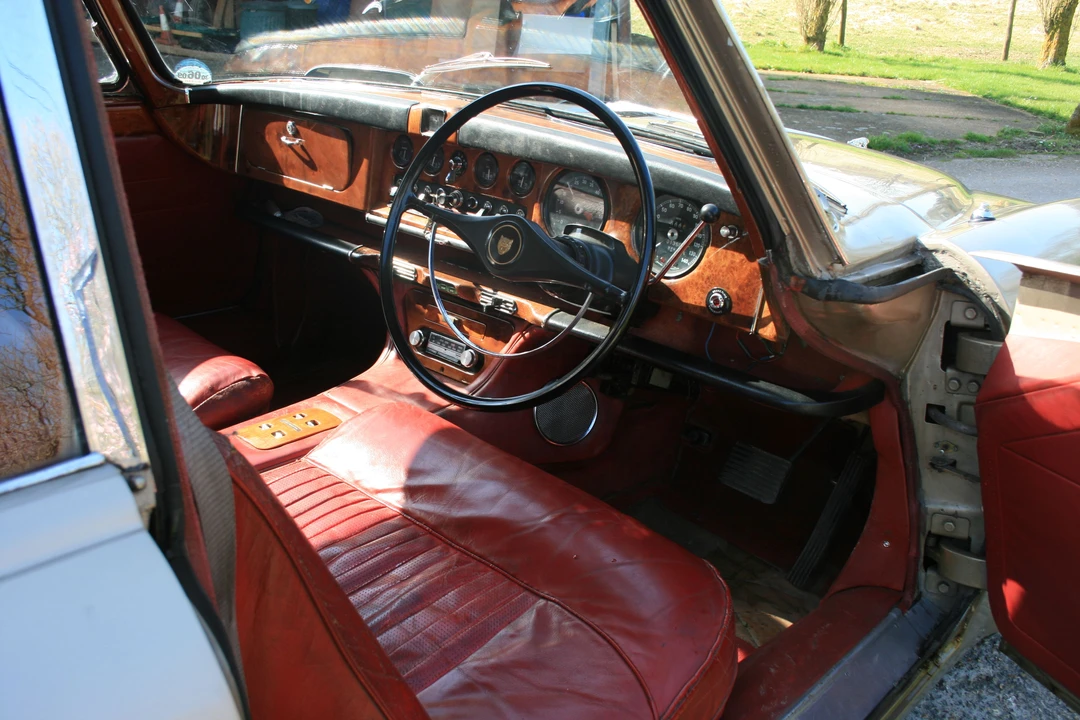1968 Jaguar Mark X - Image 2 of 3