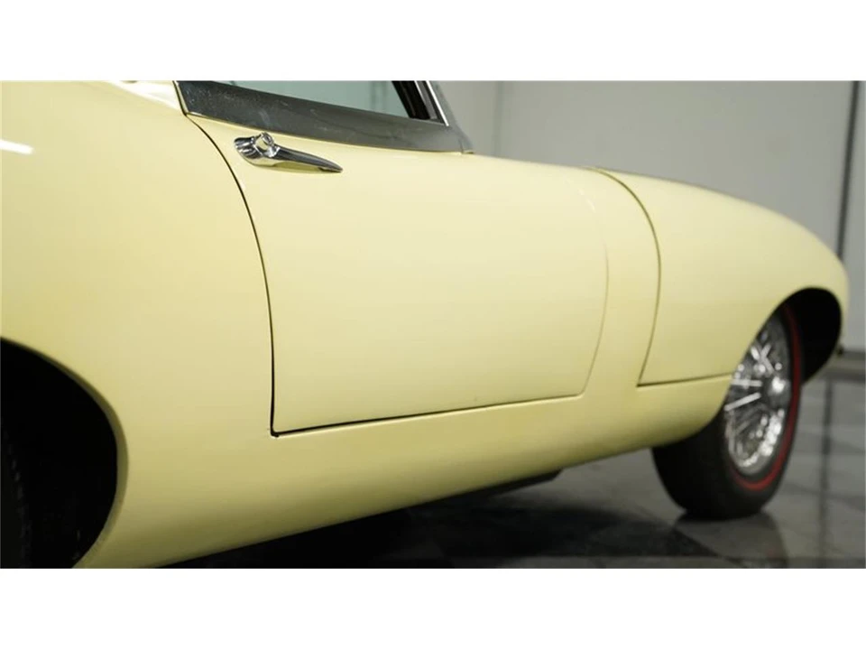 1968 Jaguar E-Type - Image 25 of 31
