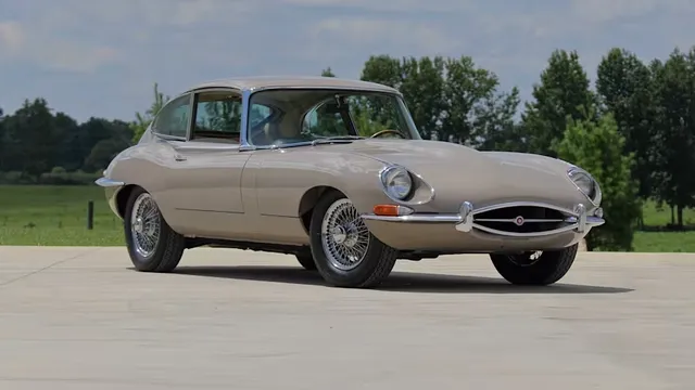 1968 Jaguar E-Type 2+2