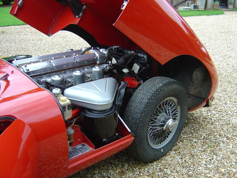 1968 Jaguar E-Type Series 1 - Image 4 of 5