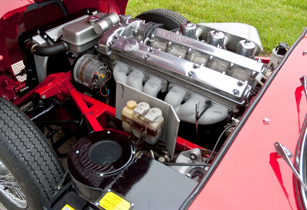 1968 Jaguar E-Type Series 1 - Image 5 of 6