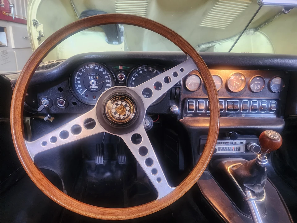 1968 Jaguar E-Type Series 1 - Image 18 of 21