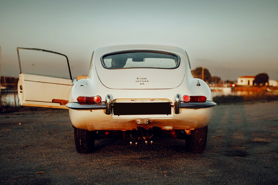 1968 Jaguar E-Type Series 1 2+2 - Image 27 of 31