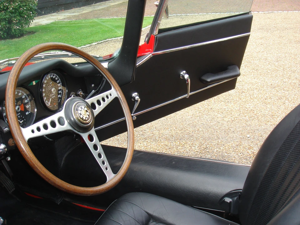 1968 Jaguar E-Type Series 1 - Image 2 of 16
