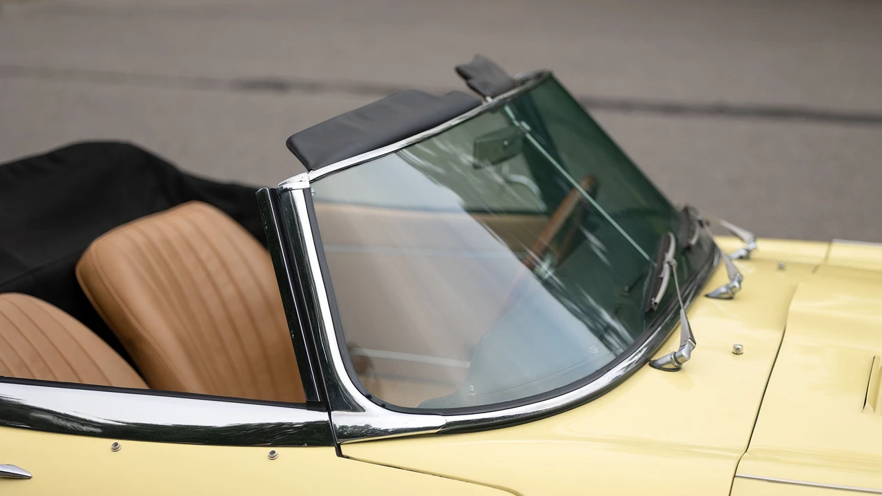 1968 Jaguar E-Type Series 1 - Image 28 of 31