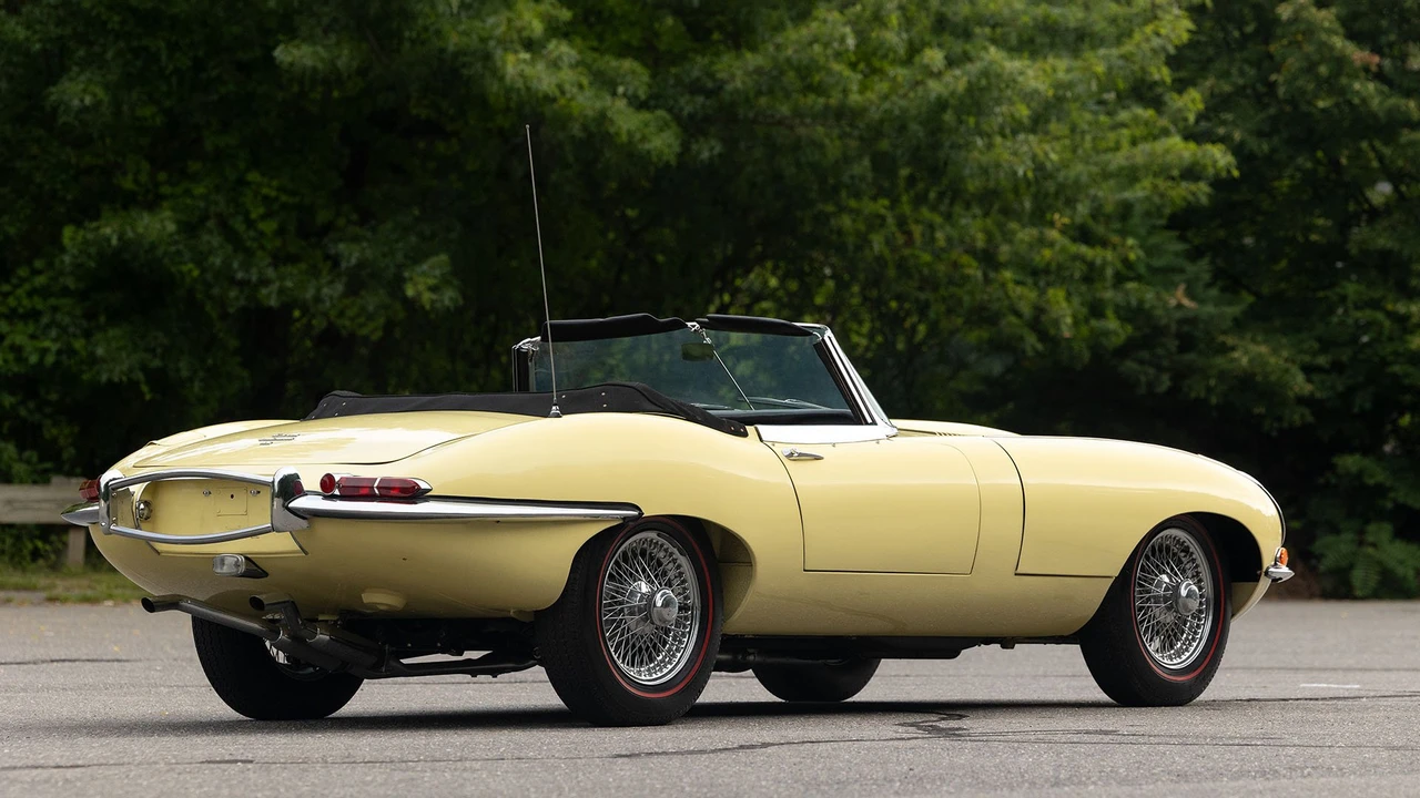 1968 Jaguar E-Type Series 1 - Image 14 of 31