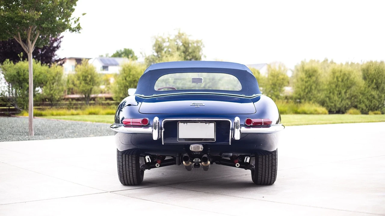 1968 Jaguar E-Type Series 1 - Image 12 of 31