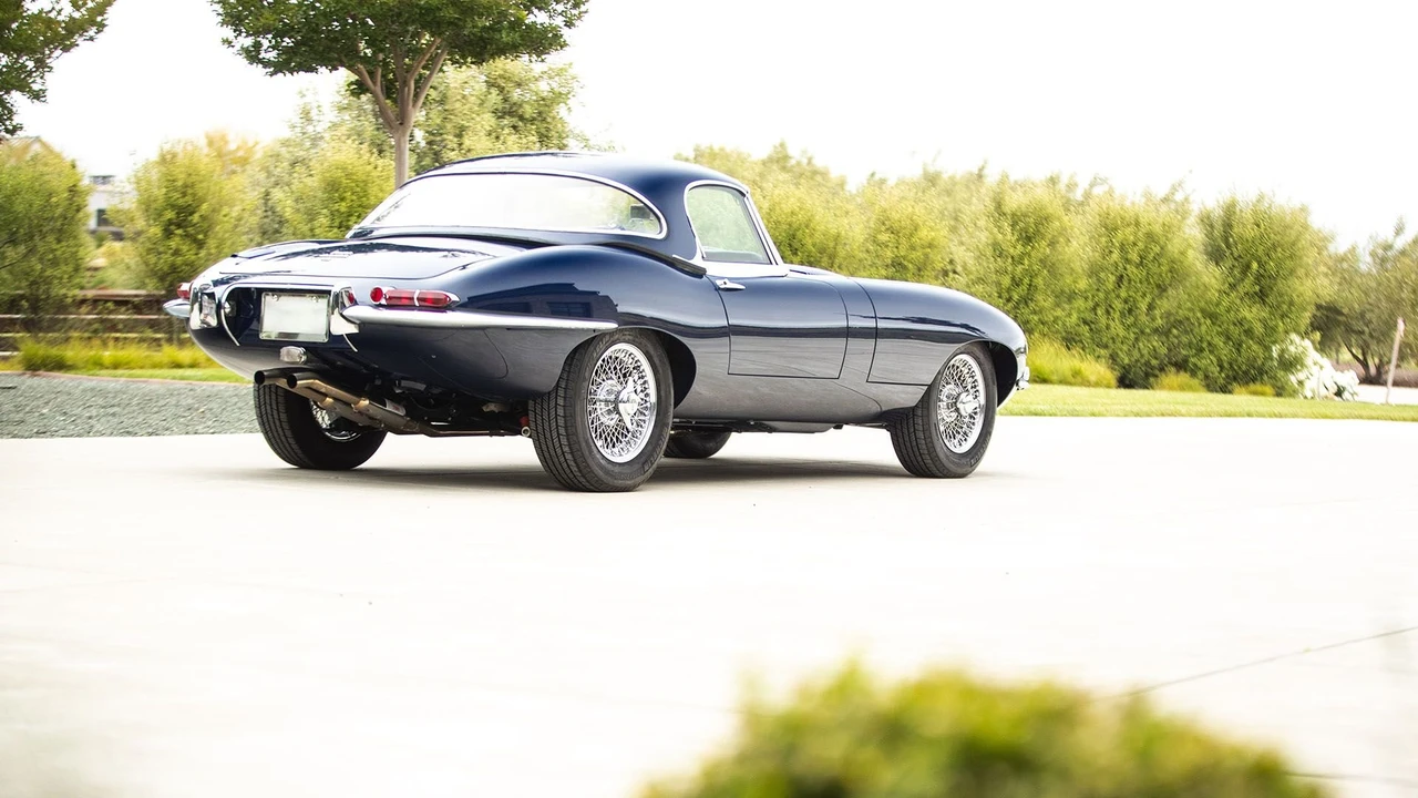 1968 Jaguar E-Type Series 1 - Image 30 of 31