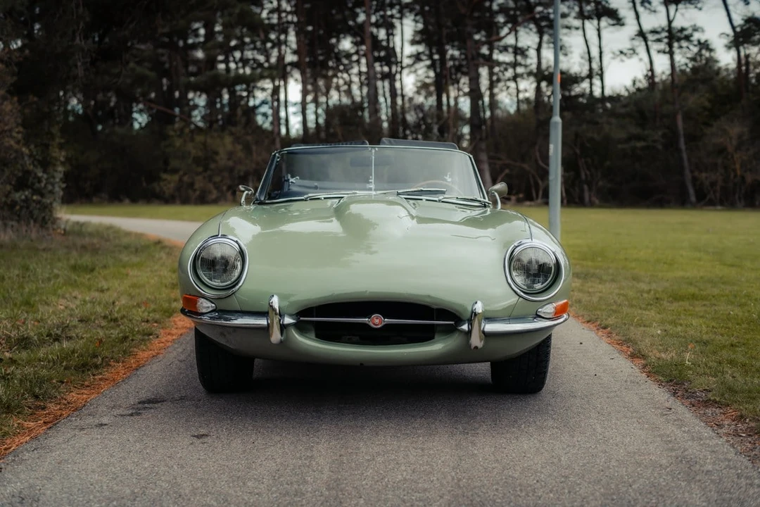 1968 Jaguar E-Type Series 1 - Image 2 of 30