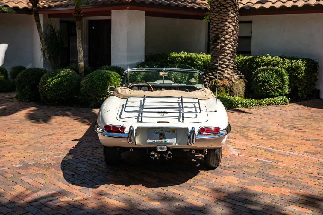 1968 Jaguar E-Type Series 1 - Image 11 of 31
