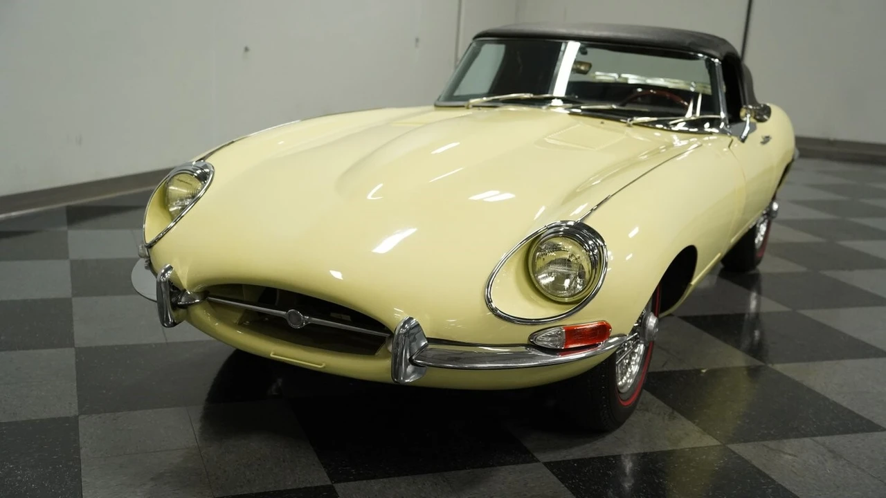 1968 Jaguar E-Type Series 1 - Image 17 of 21
