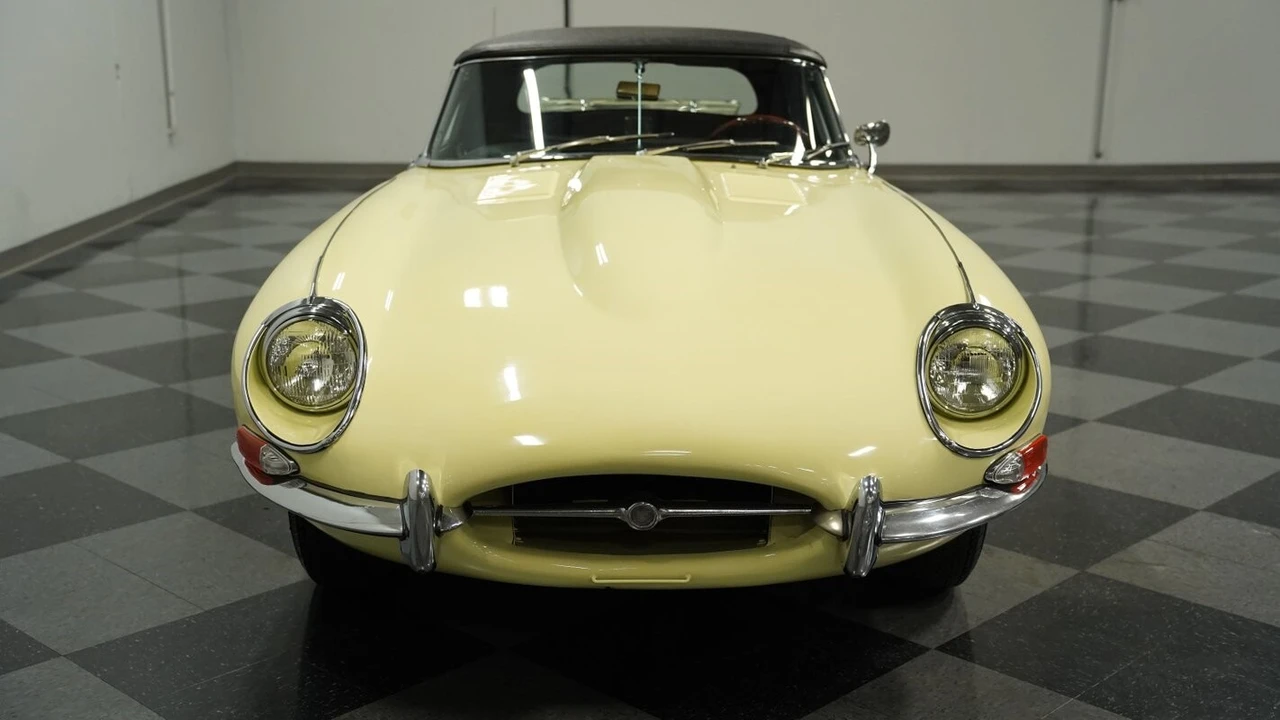 1968 Jaguar E-Type Series 1 - Image 16 of 21