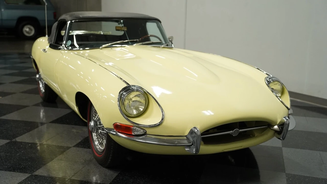1968 Jaguar E-Type Series 1 - Image 15 of 21