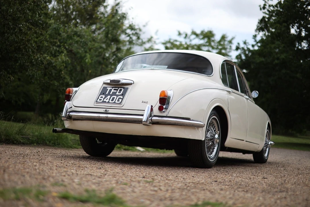 1968 Jaguar Mark II - Image 7 of 30