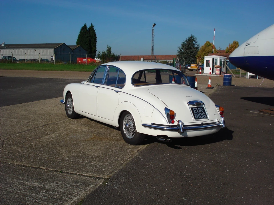 1968 Jaguar Mark II - Image 2 of 7