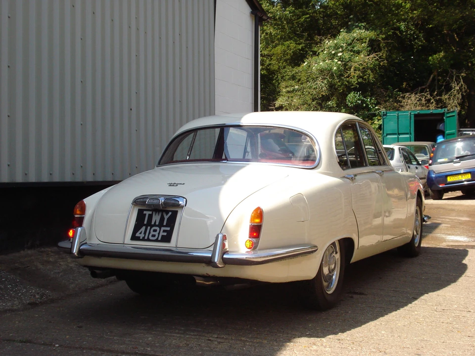 1968 Jaguar S-Type 1st Gen - Image 5 of 5