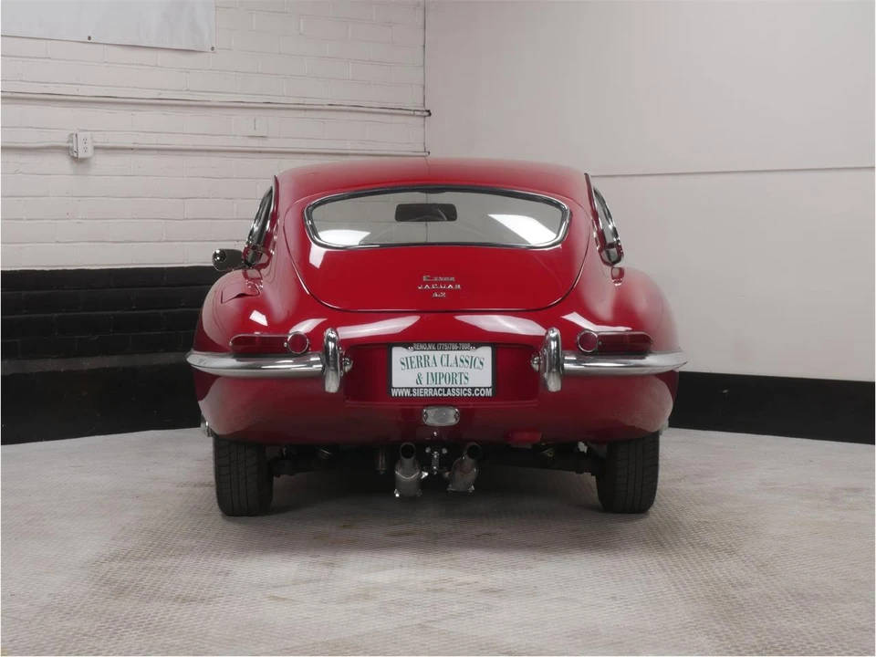 1968 Jaguar XK - Image 11 of 31